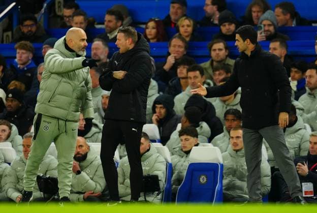 Chelsea manager Enzo Maresca and Arsenal Manager Mikel Arteta react Chelsea v Arsenal, Premier League, Football, Stamford Bridge, London, UK - 30 Nov 2025London Stamford Bridge United Kingdom EDITORIAL USE ONLY No use with unauthorised audio, video, data, fixture lists, club league logos or live services. Online in-match use limited to 120 images, no video emulation. No use in betting, games or single club league player publications.  Copyright: xJavierxGarcia Shutterstockx 15941788w