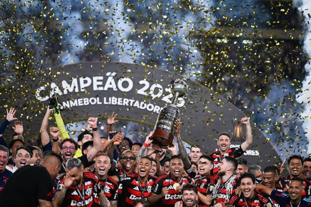 Palmeiras x Flamengo Final Libertadores LIMA, LI - 29.11.2025: PALMEIRAS X FLAMENGO FINAL LIBERTADORES - Flamengo wins the fourth Copa Libertadores title, after Palmeiras x Flamengo match valid for the CONMEBOL Libertadores 2025 Final, held at the Monumental stadium, located in the city of Lima, Peru, this Saturday (29). (Photo: Nayra Halm Fotoarena) x2850575x  NayraxHalm