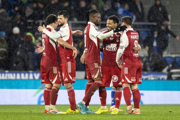 FOOTBALL : Ligue 1 Racing Strasbourg vs Stade Brestois 29 - Stade de la Meinau - Strasbourg - 30 11 2025 cÃ lÃ bration de l Ã quipe de Brest apres sa victoire  Copyright: xelyxandroxcegarrax