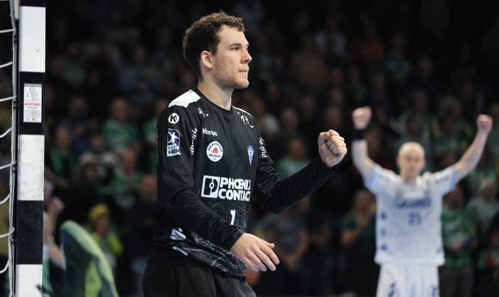 Torwart Constantin Möstl jubelt nach Parade Freude Emotion Jubel Handball HBL Bundesliga Herren 14. Spieltag Saison 2025 2026 30.11.2025 Füchse Berlin vs TBV Lemgo Lippe
