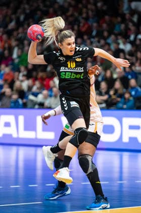 PLETIKOäI? Matea (10 Montenegro) takes a shot at goal during the IHF Women s Handball World Championship, WM, Weltmeisterschaft game between Montenegro and Spain at the SWT Arena in Trier, Germany Copyright: xMartinxPitschx xSPPx Sportspressphoto_SPR68055