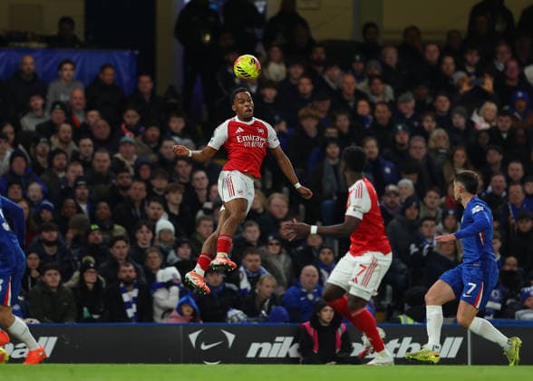 30th November 2025; Stamford Bridge, Chelsea, London, England: Premier League Football, Chelsea versus Arsenal; Jurrien Timber of Arsenal heading the ball into midfield  JohnxPatrickxFletcher