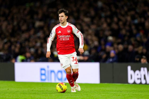 Chelsea v Arsenal Premier League 30 11 2025. Martin Zubimendi (36) of Arsenal during the Premier League match between Chelsea and Arsenal at Stamford Bridge, London, England on 30 November 2025. Editorial use only DataCo restrictions apply See www.football-dataco.com , Copyright: xNigelxKeenex PSI-23310-0050