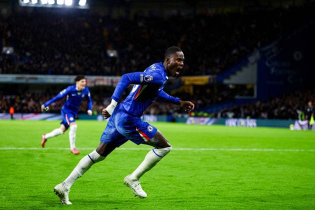 Chelsea v Arsenal Premier League 30 11 2025. Goal 1-0 Trevoh Chalobah (23) of Chelsea scores a goal and celebrates during the Premier League match between Chelsea and Arsenal at Stamford Bridge, London, England on 30 November 2025. Editorial use only DataCo restrictions apply See www.football-dataco.com , Copyright: xNigelxKeenex PSI-23310-0055