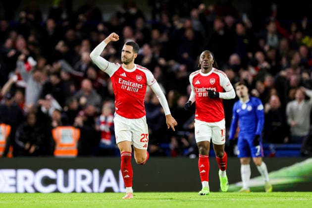 Chelsea v Arsenal Premier League 30 11 2025. Goal 1-1 Mikel Merino (23) of Arsenal scores a goal and celebrates during the Premier League match between Chelsea and Arsenal at Stamford Bridge, London, England on 30 November 2025. Editorial use only DataCo restrictions apply See www.football-dataco.com , Copyright: xNigelxKeenex PSI-23310-0062