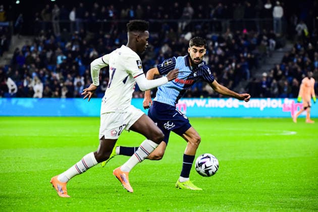 FOOTBALL : AC Le Havre vs Lille OSC - Ligue 1 McDonald s - JournÃ e 14 - 30 11 2025 Felix Correia (Lille OSC) Yanis Zouaoui (AC Le Havre) Le HavreFrance  Copyright: xBaptistexAutissierx