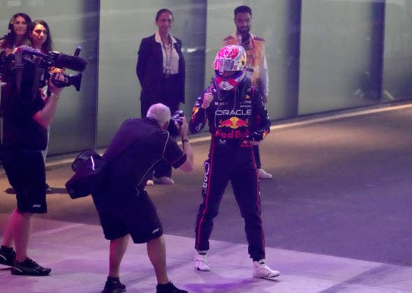 Formula 1 Qatar Airways Qatar Grand Prix 2025 30.11.2025, Losail International Circuit, Doha, Formula 1 Qatar Airways Qatar Grand Prix 2025 ,im Bild Sieger Max Verstappen (NLD), Oracle Red Bull Racing