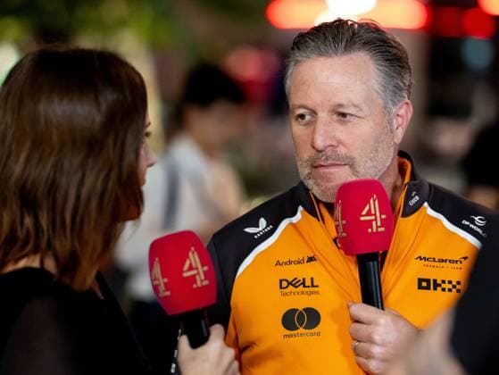 DOHA - Team principal Zak Brown (McLaren) is interviewed after Max Verstappen (Red Bull Racing) won the Qatar Grand Prix at the Lusail International Circuit. ANP SANDER KONING xVIxANPxSportx xxANPxIVx 543502140 originalFilename: 543502140.jpg