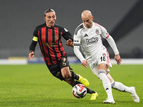 Misirli.com.tr Fatih Karagumruk v Besiktas - Turkish Super Lig ISTANBUL, TURKIYE - NOVEMBER 30: Atakan Cankaya (6) of Fatih Karagumruk in action against Vaclav Cerny (18) of Besiktas during the Turkish Super Lig week 14 match between Misirli.com.tr Fatih Karagumruk and Besiktas at Ataturk Olympic Stadium in Istanbul, Turkiye, on November 30, 2025. Esra Bilgin Anadolu Istanbul Turkey. Editorial use only. Please get in touch for any other usage.  Copyright: x2025xAnadoluxEsraxBilginx