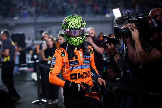 F1 - QATAR GRAND PRIX 2025 NORRIS Lando (gbr), McLaren F1 Team MCL39, portrait during the 2025 Formula 1 Qatar Grand Prix, 23th round of the 2025 FIA Formula One World Championship, WM, Weltmeisterschaft from November 28 to 30, 2025 on the Lusail International Circuit, in Lusail, Qatar - LusailQatar  Copyright: xEricxAlonsox