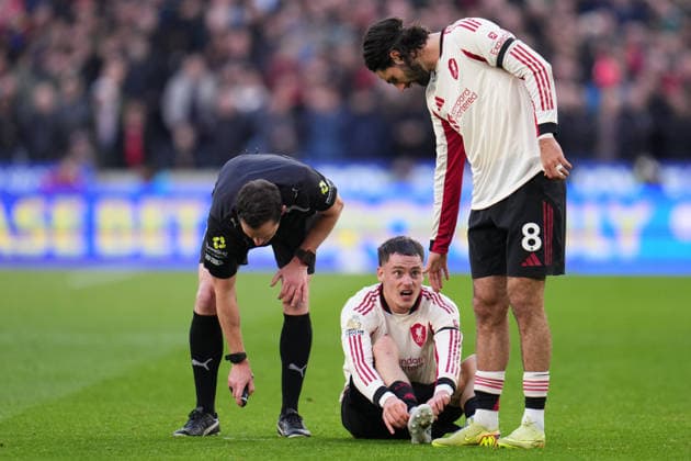 Premier League West Ham United v Liverpool Florian Wirtz of Liverpool and Dominik Szoboszlai of Liverpool during the Premier League match West Ham United vs Liverpool at London Stadium, London, United Kingdom, 30th November 2025 (Photo by Harvey Murphy News Images) Copyright: xHarveyxMurphy NewsxImagesx