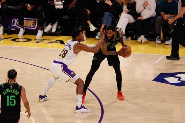 LOS ANGELES, CA - NOVEMBER 30: Los Angeles Lakers forward Rui Hachimura (28) guards New Orleans Pelicans guard Saddiq Bey (41) during the New Orleans Pelicans vs Los Angeles Lakers game on November 30, 2025, at Crypto.com Arena in Los Angeles, CA. (Photo by Jevone Moore Icon Sportswire) NBA, Basketball Herren, USA NOV 30 New Orleans Pelicans at Los Angeles Lakers EDITORIAL USE ONLY Icon20251130071