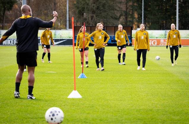 ZEIST - Dutch women s national team, Nationalteam players are training at the KNVB Campus. The Dutch team is preparing for the friendly against South Korea. ANP IRIS VAN DEN BROEK xVIxANPxSportx xxANPxIVx 543569438 originalFilename: 543569438.jpg