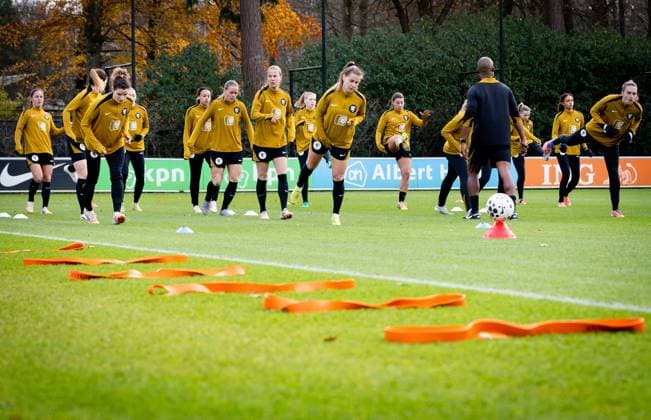 ZEIST - Dutch women s national team, Nationalteam players are training at the KNVB Campus. The Dutch team is preparing for the friendly against South Korea. ANP IRIS VAN DEN BROEK xVIxANPxSportx xxANPxIVx 543569584 originalFilename: 543569584.jpg