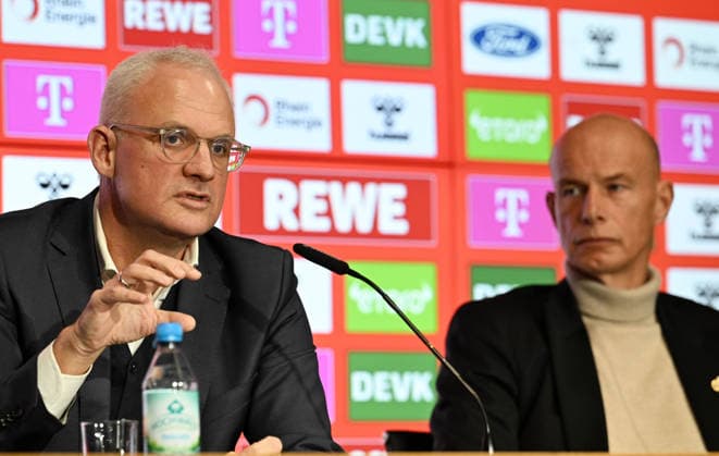 01.12.2025, xophax, Fussball 1.Bundesliga, 1.FC Koeln, Pressekonferenz : FC Vorstand Dr. Jörg Alvermann , links und Jörn Stobbe Koeln