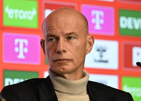 01.12.2025, xophax, Fussball 1.Bundesliga, 1.FC Koeln, Pressekonferenz : FC Vorstand 1.FC Köln : Präsident Jörn Stobbe Koeln