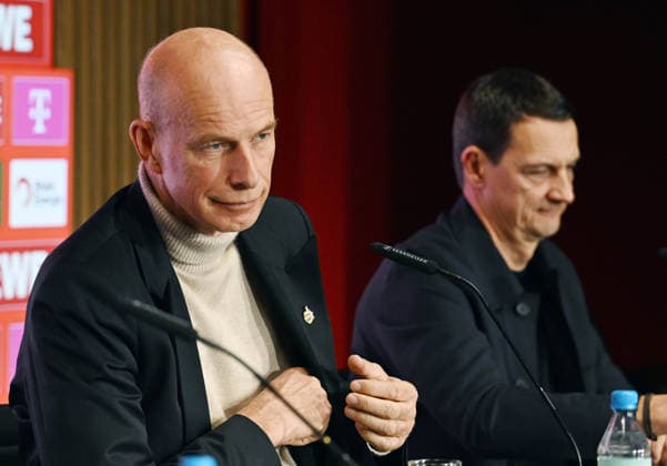 01.12.2025, xophax, Fussball 1.Bundesliga, 1.FC Koeln, Pressekonferenz : FC Vorstand 1.FC Köln : v.l.n. rechts Jörn Stobbe und Ulf Sobek Koeln