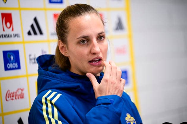 STOCKHOLM, SWEDEN 20251201 national team, Nationalteam player Nathalie Björn meets the media after the Swedish women s national team trained at 3Arena ahead of the return match in the Nations League against France on Tuesday. STOCKHOLM SWEDEN x10030x