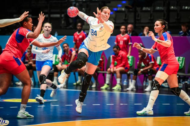 Eliska Desortova (Tschechien, 24) GER, Tschechien - Kuba, Handball Weltmeisterschaft, Vorrunde, Gruppe G, 01.12.2025 GER, Tschechien - Kuba, Handball Weltmeisterschaft, Vorrunde, Gruppe G, 01.12.2025 Stuttgart Copyright: xSandyxDinkelackerx EP_SDR