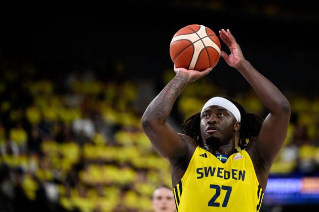 251201 Zaba Bangala of Sweden during the FIBA World Cup Qualifier game between Sweden and Slovenia on December 1, 2025 in Gothenburg. Photo: Carl Sandin BILDBYRAN kod CS CS0811 basket basketball vm-kval kval fiba world cup qualifiers sverige slovenien sweden slovenia bbeng Copyright: CARLxSANDIN BB251201CS031