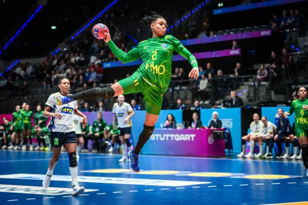 Bruna de Paula (Brasilien, 2) GER, Schweden - Brasilien, Handball Weltmeisterschaft, Vorrunde, Gruppe G, 01.12.2025 GER, Schweden - Brasilien, Handball Weltmeisterschaft, Vorrunde, Gruppe G, 01.12.2025 Stuttgart Copyright: xSandyxDinkelackerx EP_SDR