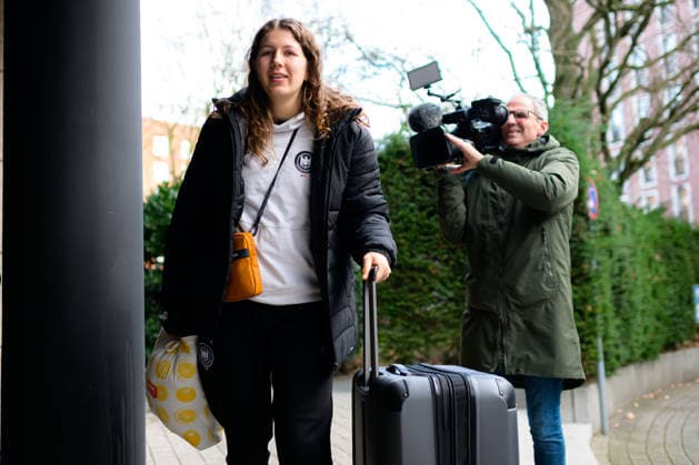 Handball, Frauen Deutschland - Bahnreise nach Dortmund Ankunft Marie Steffen (Deutschland) am Teamhotel Deutschland