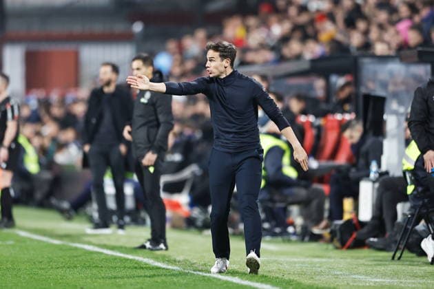 Inigo Perez (RayoVallecano), DECEMBER 1, 2025 - Football Soccer : Spanish LaLiga EA Sports match between Rayo Vallecano de Madrid - Valencia CF at the Estadio de Vallecas in Madrid, Spain. Noxthirdxpartyxsales  aflo_312210594