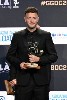 Milan, AIC Football Gala 2025 - Amir Rrahmani  Copyright: xManuekexMangiarottix xipa-agency.netx xMangiarotti Terenghix IPA_Agency_IPA68610833  Copyright: xIMAGO ManuekexMangiarottix xipa-agency.netx xIMAGO IndependentxPhotoxAgencyxInt.x IPA_Agency_IPA68610833
