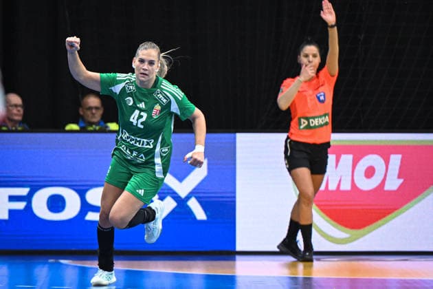 Niederlande, Handball, Weltmeisterschaft der Frauen 2025, Ungarn vs Schweiz, 01.12.2025, Maaspoort Sports & Events, s-Hertogenbosch, Niederlande, Katrin Gitta Klujber (Ungarn, 42) Copyright: xMarkusxVerwimpx