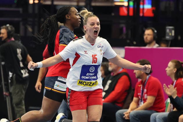 GER, Dortmund, 27th Wommen s World Championship, WM, Weltmeisterschaft 2025, Hauptrunde Main Round, Gruppe II 1. Runde: Spanien (ESP) vs. Serbien (SRB) 02.12.2025, Westfalenhalle, Dortmund, GER, Dortmund, 27th Wommen s World Championship 2025, Hauptrunde Main Round, Gruppe II 1. Runde: Spanien (ESP) vs. Serbien (SRB) , im Bild: Torjubel Jubel Jubellauf, Anđela Janjušević (SRB 15),