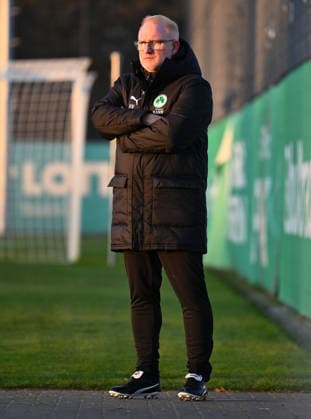 02.12.2025 - Fussball - 2. Bundesliga - Saison 2025 2026 - SpVgg Greuther Fürth Fuerth ( Kleeblatt ) - Training - - xwoxzix - Heiko Vogel ( Trainer SpVgg Greuther Fürth )
