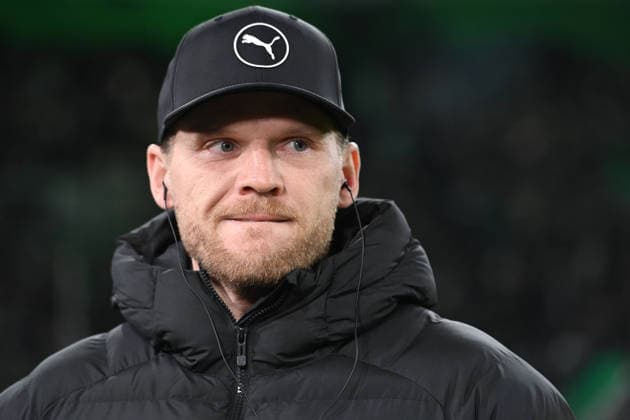 Trainer Eugen POLANSKI (MG) Fussball, DFB Pokal, Achtelfinale, Round of 16, Borussia Moenchengladbach (MG) - FC St. Pauli (Pauli) am 02.12.2025 im Borussiapark Moenchengladbach Deutschland. DFL regulations prohibit any use of photographs as image sequences and or quasi-video Â