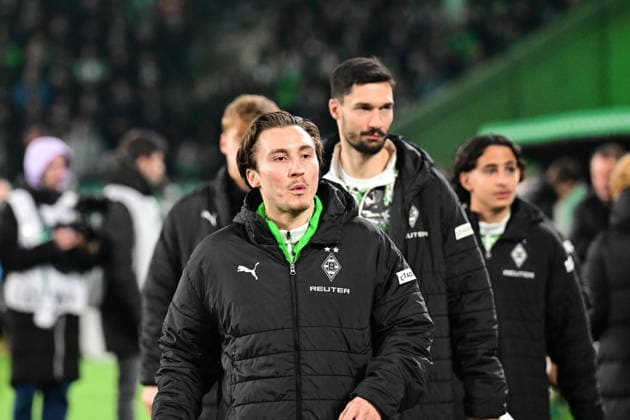 02.12.2025; Moenchengladbach; Fussball, Herren, Saison 2025 2026, DFB-Pokal, Achtelfinale Borussia Moenchengladbach vs. FC St. Pauli Nur auf der Bank; Rocco Reitz (Gladbach) DFL regulations prohibit any use of photographs as image sequences and or quasi-video. Borussia-Park NRW Deutschland