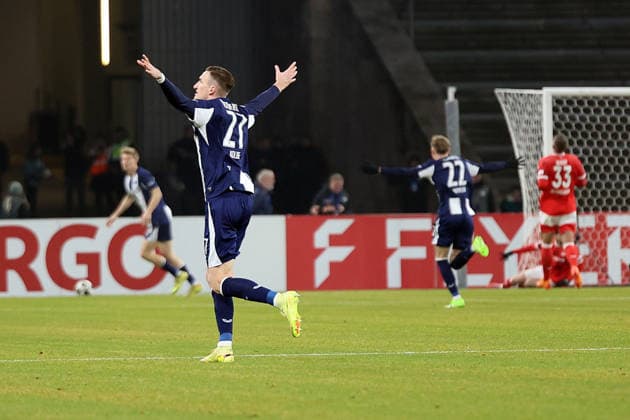 02.12.2025, xrekx, Fussball DFB Pokal 1 8 Finale, Hertha BSC Berlin - 1.FC Kaiserslautern v.l. Torjubel nach dem Tor zum celebrating the goal celebrate 1:0 durch Luca Schuler (Hertha BSC) Niklas Kolbe (Hertha BSC) (DFL DFB REGULATIONS PROHIBIT ANY USE OF PHOTOGRAPHS as IMAGE SEQUENCES and or QUASI-VIDEO) Berlin