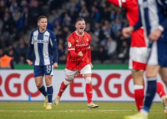 Fußball, Herren, Saison 2025 2026, DFB-Pokal (Achtelfinale), Hertha BSC - 1. FC Kaiserslautern, Marlon Ritter (Kaiserslautern), Jubel nach Tor zum 3:1, 02.12.2025, Copyright: xSebastianxRäppold MatthiasxKochx