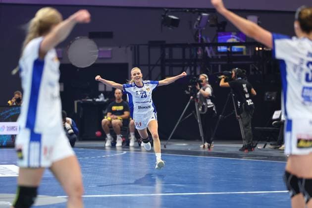 Dana Gudmundsdottir (Island) jubelt Island vs Montenegro, Handball, Frauen-Weltmeisterschaft, 02.12.2025 Island vs Montenegro, Handball, Frauen-Weltmeisterschaft, 02.12.2025 Dortmund Copyright: xEibner-Pressefotox EP_RWS