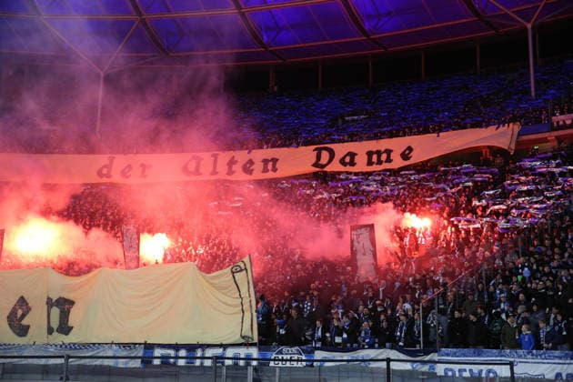 02.12.2025, xrekx, Fussball DFB Pokal 1 8 Finale, Hertha BSC Berlin - 1.FC Kaiserslautern v.l. Hertha Fans ,Stimmung, Schals, Trikot, Fahne, Banner, Ultras, Zuschauer, Besucher, Choreo, Choreografie, atmosphere, spectators, Visitors (DFL DFB REGULATIONS PROHIBIT ANY USE OF PHOTOGRAPHS as IMAGE SEQUENCES and or QUASI-VIDEO) Berlin