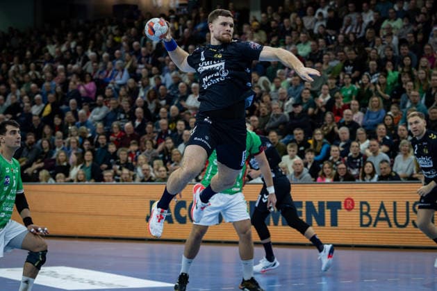 FLENSBURG, GERMANY - DECEMBER 2: Johannes Golla (SG Flensburg-Handewitt, 04) in attack during the EHF European League match between SG Flensburg-Handewitt vs IRUDEK Bidasoa Irun at GP JOULE Arena on matchday 1 of the Group Matches Group A on December 2, 2025 in Flensburg, Germany. Schleswig-Holstein Germany Copyright: xBEAUTIFULxSPORTS MarioxM.xKobergx