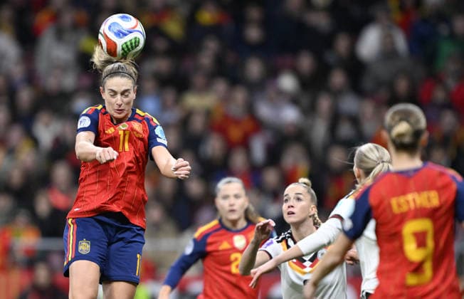 Spain v Germany - UEFA Women s Nations League 2025 Final Second Leg MADRID, SPAIN - DECEMBER 02: Alexia Putellas Segura (L) of Spain during the UEFA Women s Nations League 2025 final second leg match between Spain and Germany at Estadio Metropolitano on December 02, 2025 in Madrid, Spain. Burak Akbulut Anadolu Madrid Spain. Editorial use only. Please get in touch for any other usage.  Copyright: x2025xAnadoluxBurakxAkbulutx