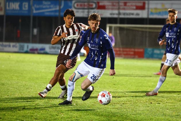 Fußball I Herren I Saison 2025 2026 I Regionalliga Nord I 13.Spieltag I FC St.Pauli II - VFB Oldenburg I 02.12.2025 Marc Schröder (20, VFB Oldenburg) Norderstedt Edmund Plambeck Stadion Schleswig-Holstein Deutschland Copyright: xLobeca RalfxHomburgx