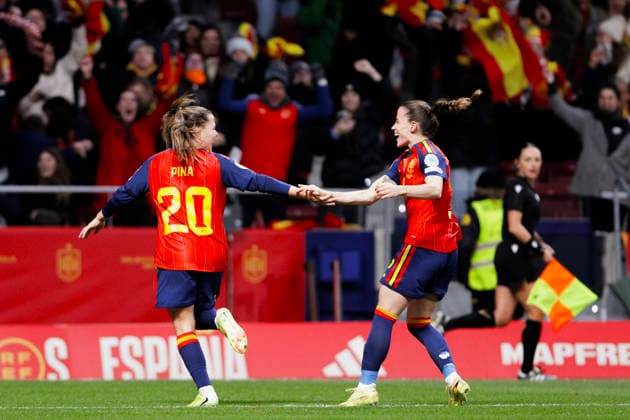 UEFA Women s Nations League final - Spain vs Germany MADRID,SPAIN - 2 December:Claudia Pina of Spain and Ona Batlle of Spain celebrates a goal during the UEFA Women s Nations League final 2025 26 second leg match between Spain and Germany at Riyadh Air Metropolitano Stadium. (Photo by Guille Martinez f22photo) Madrid Riyadh Air Metropolitano Stadium Spain Copyright: xGuillermoxMartinezx