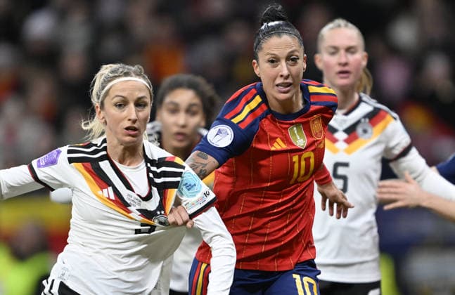 Spain v Germany - UEFA Women s Nations League 2025 Final Second Leg MADRID, SPAIN - DECEMBER 02: Kathrin-Julia Hendrich (L) of Germany competes for the ball with Jenifer Hermoso (R) of Spain during the UEFA Women s Nations League 2025 final second leg match between Spain and Germany at Estadio Metropolitano on December 02, 2025 in Madrid, Spain. Burak Akbulut Anadolu Madrid Spain. Editorial use only. Please get in touch for any other usage.  Copyright: x2025xAnadoluxBurakxAkbulutx