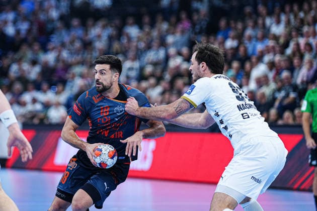 Agustin Cascado Marcelo (Montpellier Handball, 18), Veron Nacinovic (THW Kiel, 93) GER, THW Kiel vs. Montpellier Handball, Handball, EHF European League, Spieltag 6, Saison 2025 2026, 02.12.2025 GER, THW Kiel vs. Montpellier Handball, Handball, EHF European League, Spieltag 6, Saison 2025 2026, 02.12.2025 Kiel Copyright: xEibner-Pressefoto MarcelxvonxFehrnx EP_MFN
