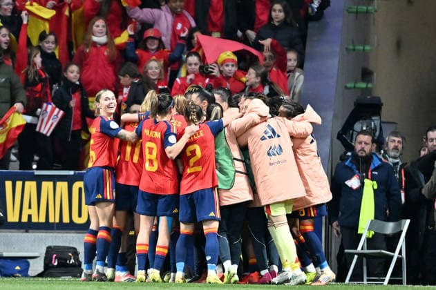 Madrid, Estadio Metropolitano, 02.12.25, ESP, Frauen, UEFA Women s Nations Leaugue, Finale 2025, Spanien - Deutschland Bild: Jubel, Freuen, celebrate, happy, cheer , Goal Celebration Spanoien 3:0 UEFA regulations prohibit any use of photographs as image sequences and or quasi-video. Madrid Spanien