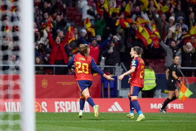Spain v Germany - UEFA Women s Nations League 2025 Final Second Leg MADRID, SPAIN - DECEMBER 02: Claudia Pina of Spain celebrates after scoring his team s first goal during the UEFA Women s Nations League 2025 final second leg match between Spain and Germany at Estadio Metropolitano on December 02, 2025 in Madrid, Spain. (Photo by Jose Javier Martinez Photo Players Images Magara Press) Madrid Metropolitano Stadium Spain Copyright: xJosexJavierxMartinezx