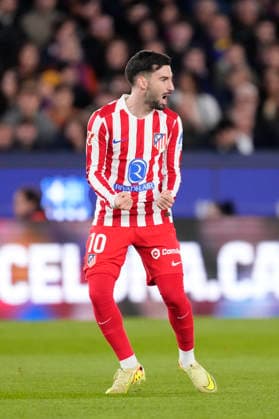 FC Barcelona, Barca v Atletico de Madrid - LaLiga EA Sports Alex Baena left winger of Atletico de Madrid and Spain celebrates after scoring his sides first goal during the La Liga EA Sports match between FC Barcelona and Atletico de Madrid at Spotify Camp Nou on December 2, 2025 in Barcelona, Spain. Barcelona Spain  Copyright: xJosexBretonx originalFilename:bretonhernandez-fcbarcel251202_np1hT.jpg