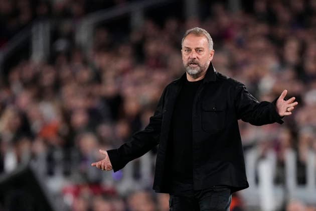 FC Barcelona, Barca v Atletico de Madrid - LaLiga EA Sports Hansi Flick head coach of Barcelona reacts during the La Liga EA Sports match between FC Barcelona and Atletico de Madrid at Spotify Camp Nou on December 2, 2025 in Barcelona, Spain. Barcelona Spain  Copyright: xJosexBretonx originalFilename:bretonhernandez-fcbarcel251202_npNkM.jpg