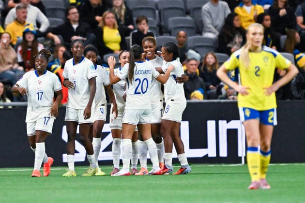 France s Kelly Gago celebrates her goal, 2-2, with her teammates during extra time in the Nations League bronze medal match between Sweden and France at 3Arena, Stockholm, Sweden December 2, 2025. STOCKHOLM SWEDEN x10030x