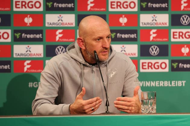 02.12.2025, xrekx, Fussball DFB Pokal 1 8 Finale, Hertha BSC Berlin - 1.FC Kaiserslautern v.l. Pressekonferenz Torsten Lieberknecht Trainer (1.FC Kaiserslautern) (DFL DFB REGULATIONS PROHIBIT ANY USE OF PHOTOGRAPHS as IMAGE SEQUENCES and or QUASI-VIDEO) Berlin
