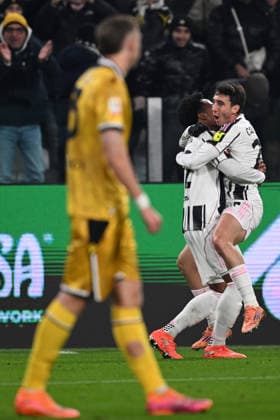 Cm Torino 02 12 2025 - Coppa Italia Juventus-Udinese foto Cristiano Mazzi Image nella foto: Weston McKennie-Andrea Cambiaso 